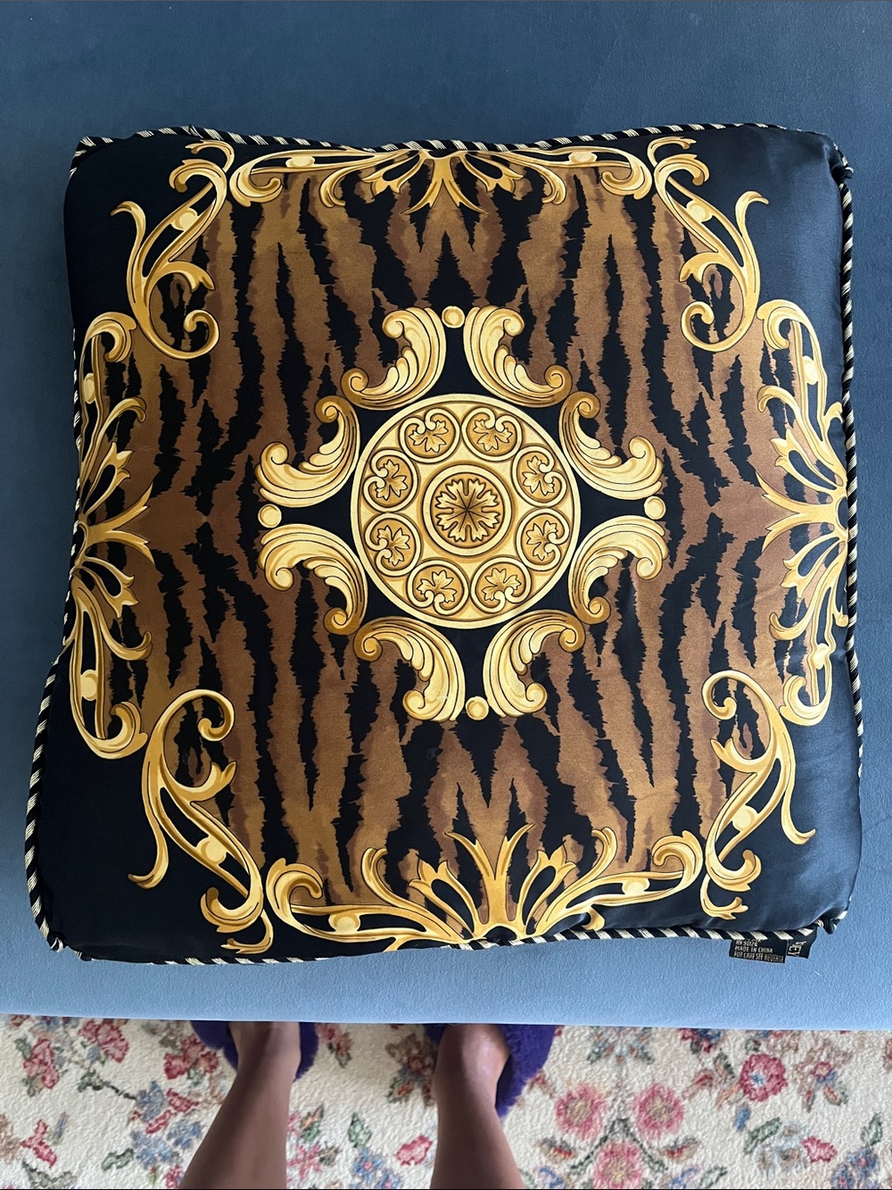 RARE Vintage 90s Joey Richi 100% silk throw pillow